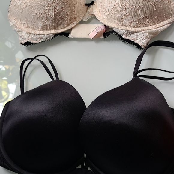 Victoria Secret bras - Picture 3 of 5